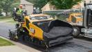 The compact size and small footprint combine with enhanced maneuverability for more opportunity to pave in confined areas such as narrow streets, small parking lots and other urban-type applications. 