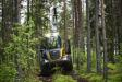 The Ponsse Mammoth can be equipped with Ponsse Active Cabin, which helps forest machine operators keep going, even during longer shifts, by suspending any stress on the cabin. 