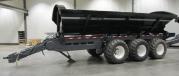 A 360-degree roll-over hitch provides additional safety for the operator. A CAT IV AG hitch is standard, but both a HD scraper hitch or a HD gooseneck hitch for haul trucks are available.