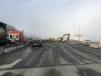 承包商人员为华盛顿国家交通部开始工作两阶段高速公路修复项目于5月24日。