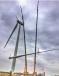 Grúas Alhambra’s Grove GMK5250L and GMK5250L-1 carry out a tandem lift for a wind turbine blade replacement in Almeria. 