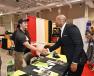 Stanley Wang (L), HEVI’s vice president of business development, meets Maryland Gov. Wes Moore at the Maryland Municipal League Conference in June 2023.
(HEVI photo) 