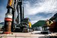 The combined piling and drilling rig LRH 200 offers flexible leader kinematics enabling very high radii and inclinations of up to 18 degrees in all directions.   (Photo courtesy of Liebherr)