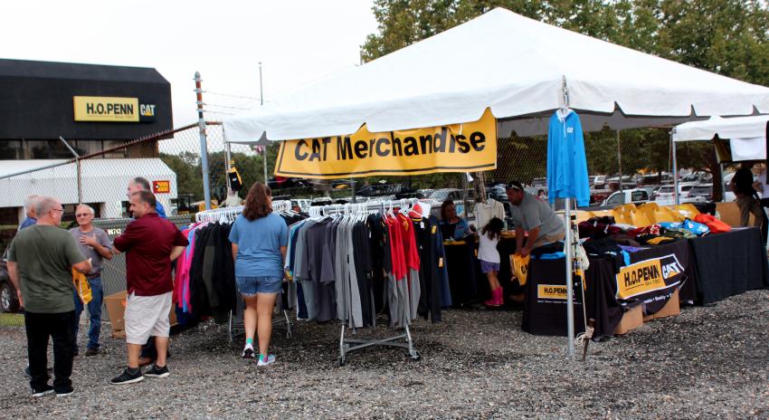 The Cat merchandise tent was bustling throughout the event.