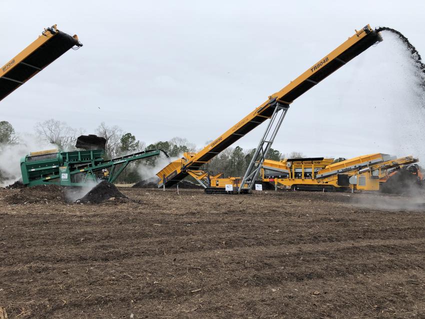 Roto-Screen Recuperator R4541D and Barford track stacking conveyors were on display at Compost 2020.