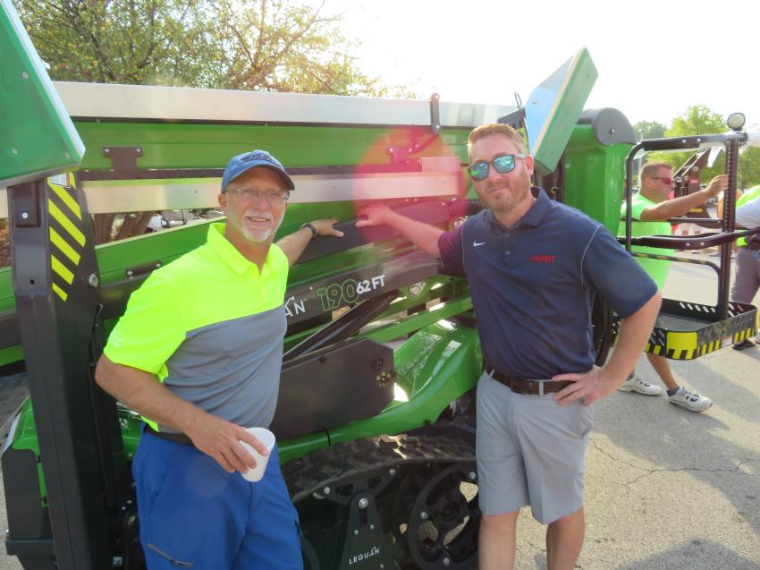 Alta Equipment’s Brad Beaulieu (L), sales director of compact construction equipment, and Beau Slavens, sales manager of Avant Tecno USA, with Avant’s Leguan Spiderlift 190, brand new to the U.S. market.