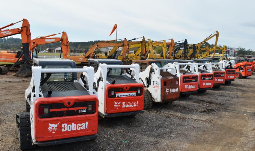 A quality line-up of full-sized excavators and compact track loaders took up the first couple rows of the auction yard. (CEG photo)