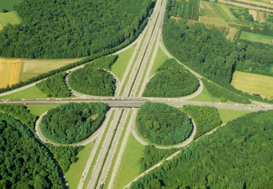 The International Bridge, Tunnel and Turnpike Association (IBTTA) is the worldwide association for the owners and operators of toll facilities and the businesses that serve them.