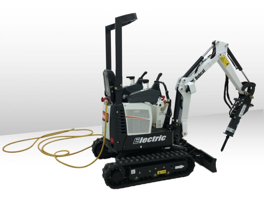 Along with zero emissions, the E10 Electric model also offers very low noise levels on site with an LpA of only 64 dBA.