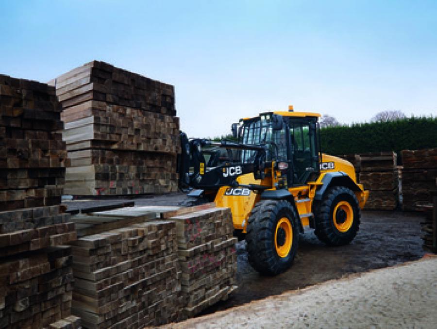 JCB is upgrading its mid-range wheel loader range, introducing the proven DNA from its range-topping 457 wheel loader to the 427 and 437 models, along with the smaller 411 and 417 loaders.