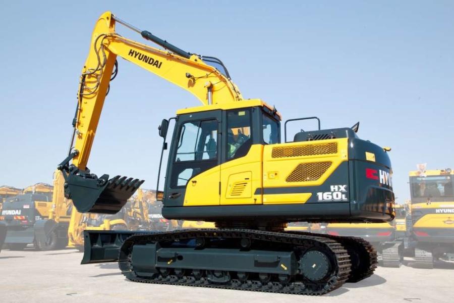 The 17.6 ton (16 t) HX160L excavator from Hyundai Construction Equipment Americas features new technologies that make the operating experience more comfortable, more ergonomic and more user-friendly.