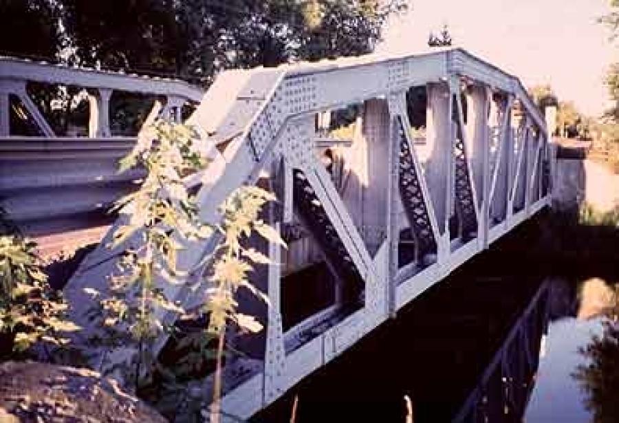 A historic bridge that’s the last of its kind in Michigan is going to be replaced by a new span that’ll be the first of its kind in the state.