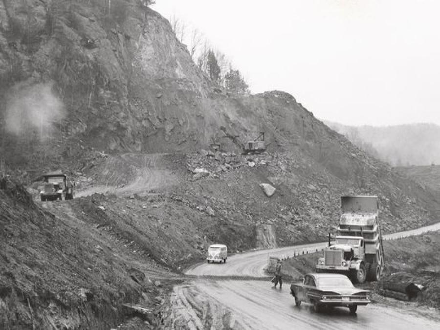 Interstate 89 being built in Waterbury, Vt. (Vermont Historical Society Photo)