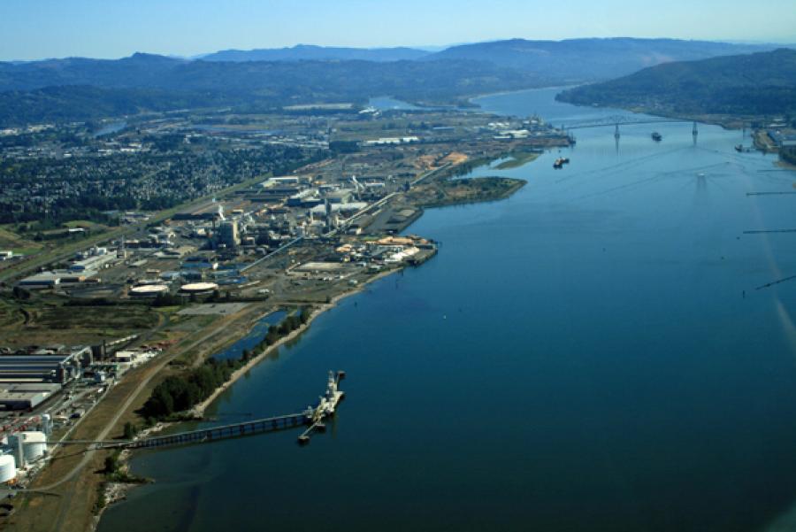 Port of Longview in Longview, Washington (Credit: Bret VandenHeuvel)