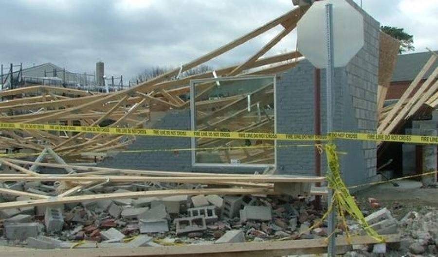 A building under construction in Nashua, New Hampshire collapsed on January 27. http://url.ie/11o3a