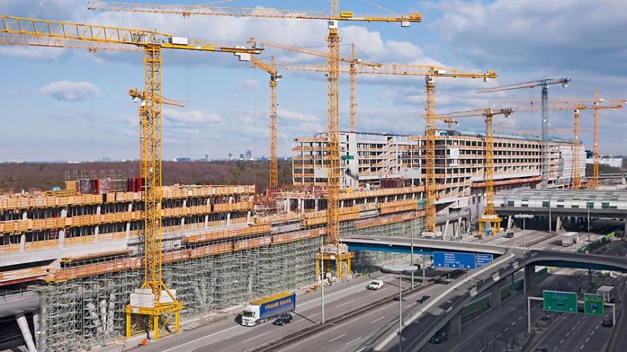 Construction site in Frankfurt, Germany. http://url.ie/11p1c