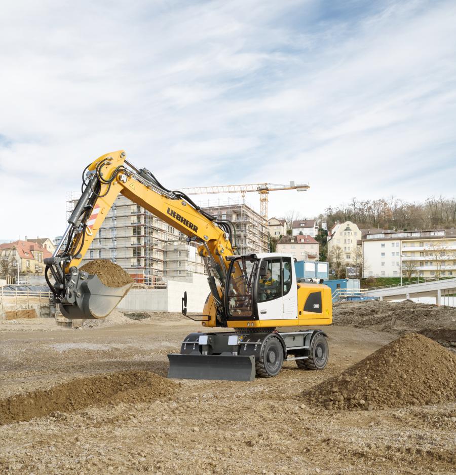 The Liebherr A 918 Litronic wheeled excavator sets standards in its class in terms of fuel efficiency and travel performance.