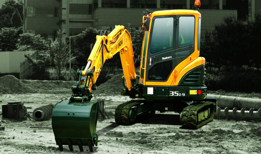 Hyundai Construction Equipment announced July 24 that it has struck a deal to provide CNH Industrial with 2,200 mini excavators for a total of $449 million by 2021.