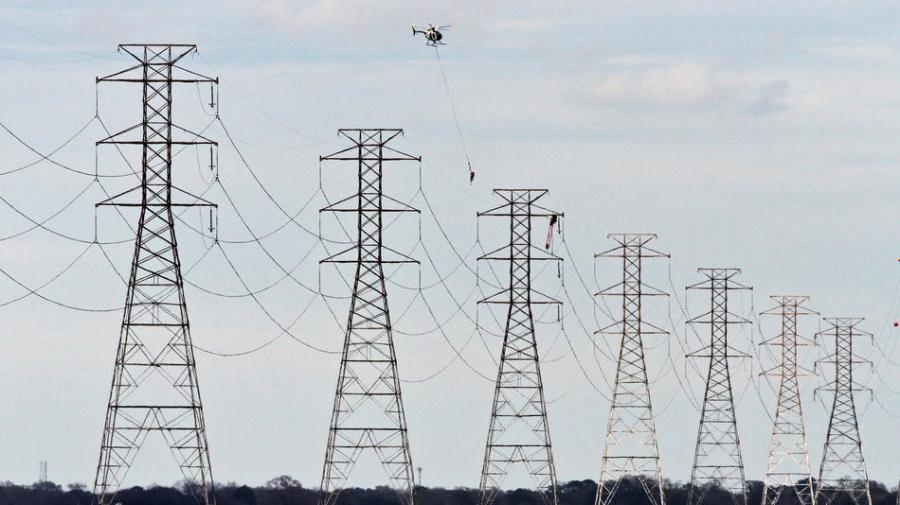 The Virginia Marine Resources Commission approved Dominion Energy's proposed 500-kilovolt transmission line.
(Aileen Devlin/Daily Press photo)