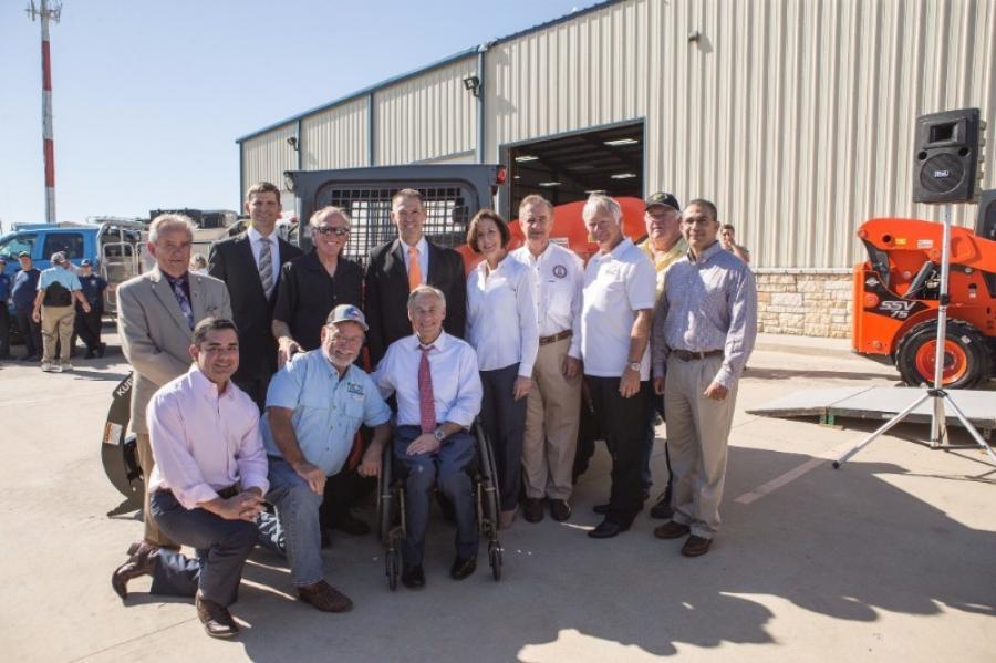 Governor Greg Abbott joined officials Nov. 28 from Kubota Tractor Corporation, Commissioner John Sharp and local elected leaders in Fulton, Texas to announce a $1 million dollar donation of funds and equipment from Kubota to the Hurricane Harvey relief effort.