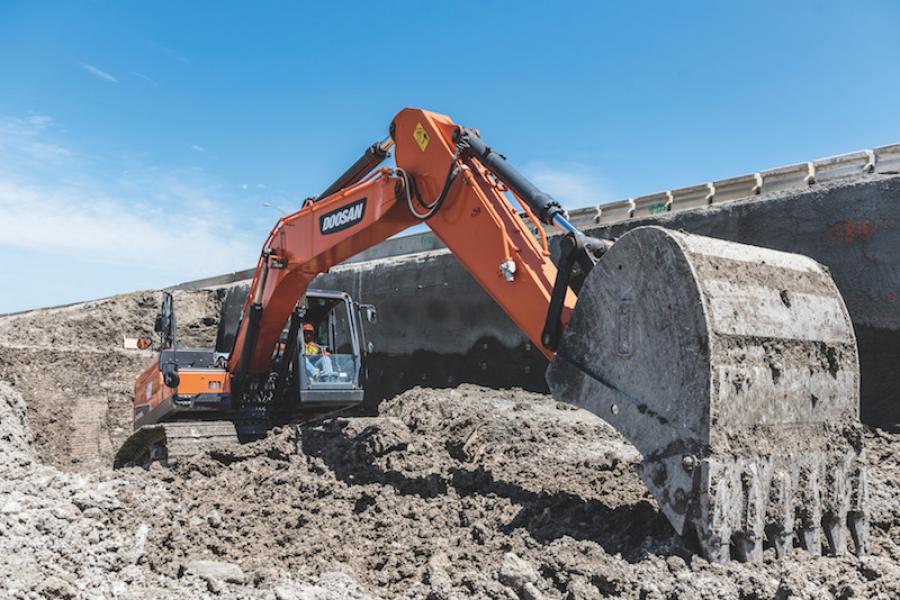 The Doosan DX225LC-5 crawler excavators offer improved anti-skid plates, emergency engine stop, improved serviceability, front window design and backfill blade package.