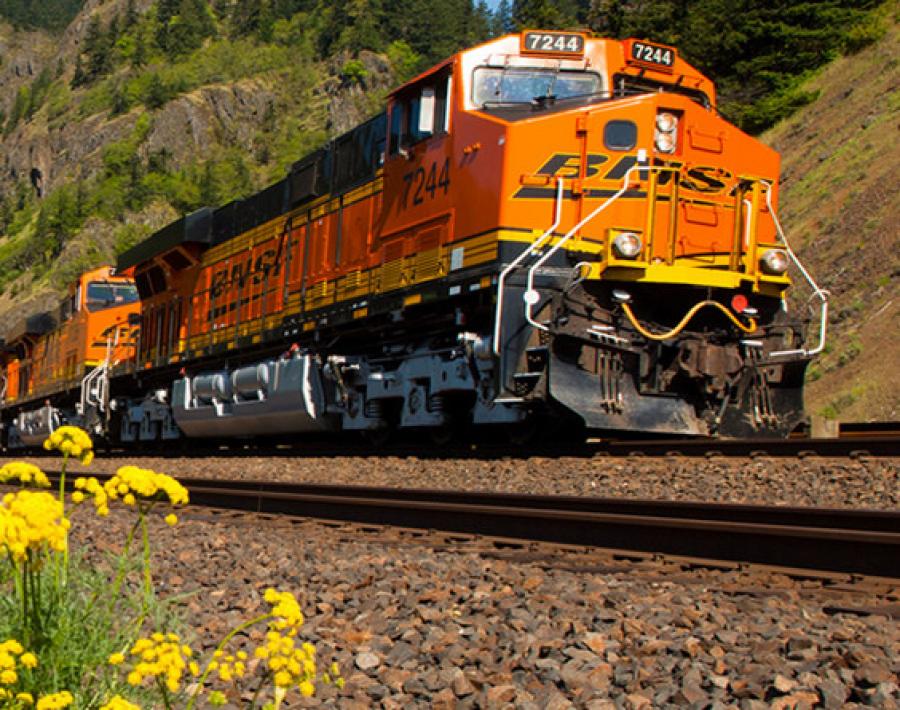 BNSF Railway Company  announced that its 2018 capital expenditure program in Texas will be approximately $375 million.
(BNSF Railway photo)