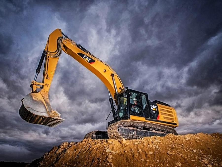 Caterpillar's early 2018 success can be attributed to a strong global economy, which has helped to support projects in both the construction and energy industries, the Associated Press reported.