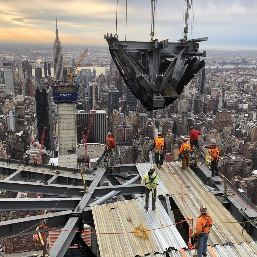 New York City and state have initiated major investments of their own to coincide with the Hudson Yards development, including mass transit, new parks and cultural and recreational facilities.
(Hudson Yards New York photo)