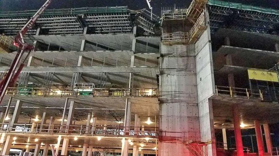 The workers were on the construction site of an Orlando hotel at around 4:15 in the morning, when the scaffolding they were working on between the sixth and seventh floors collapsed. The workers died on the scene, ABC News reported. (Photo Credit: ABC News)