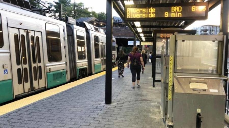 The Green Line D Track and Signal Replacement project will replace 25,000 ft. of track and 6.5 mi. of signal infrastructure on the Green Line D branch.