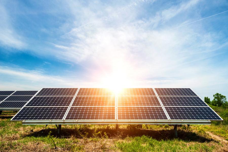 Google announced it will build two solar energy farms.