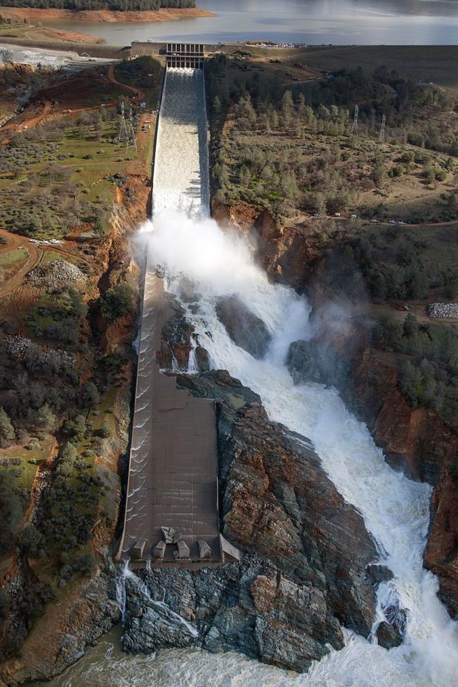 Spillways on the Oroville Dam crumbled and fell away during heavy rains in February 2017, forcing nearly 200,000 people to evacuate amid fears the dam would collapse. Disaster was ultimately averted, but the dam needed significant repair.
