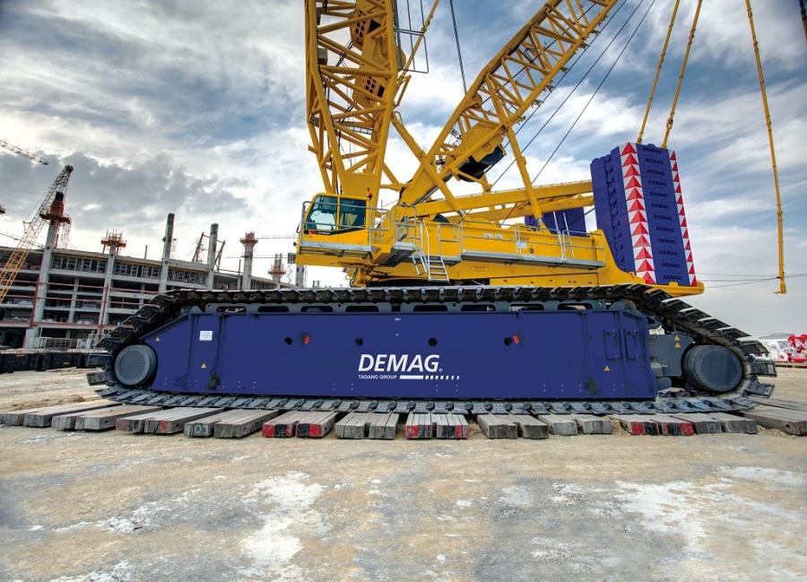 The 1,375 ton (1,250 t) capacity class Demag CC 6800-1 crawler crane offers a maximum main boom length of 492 ft. (150 m) and maximum tip height of 669 ft. (204 m), making it perfect for the installation and servicing of 150-m wind turbines.