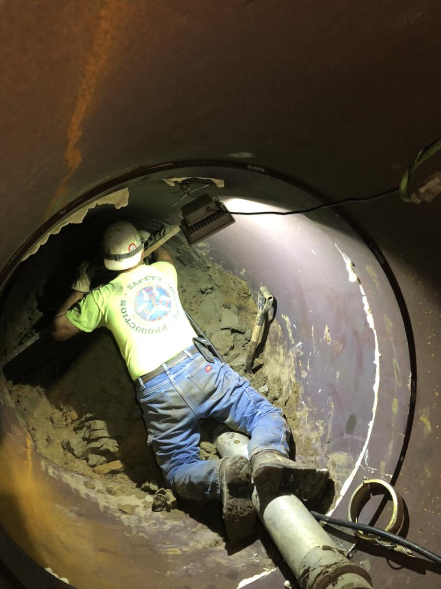 Midwest Mole, an Indiana-based trenchless construction contractor, recently came home with NUCA’s top 2019 trenchless construction job award and the top overall job award for their part in a wild emergency project in Kentucky.