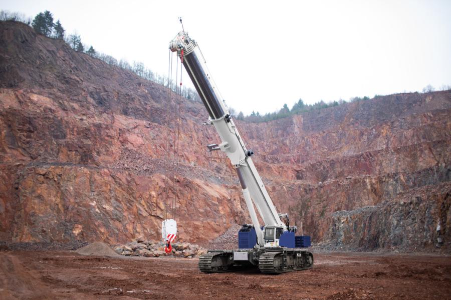 The GTC-2000 crane is driven by an MTU 6-cylinder engine with an output of 308 hp (230 kW) and a torque of 958.83 ft-lbs. This engine complies with EU Stage V specifications, as well as with Tier IV Final specifications for the U.S. market.