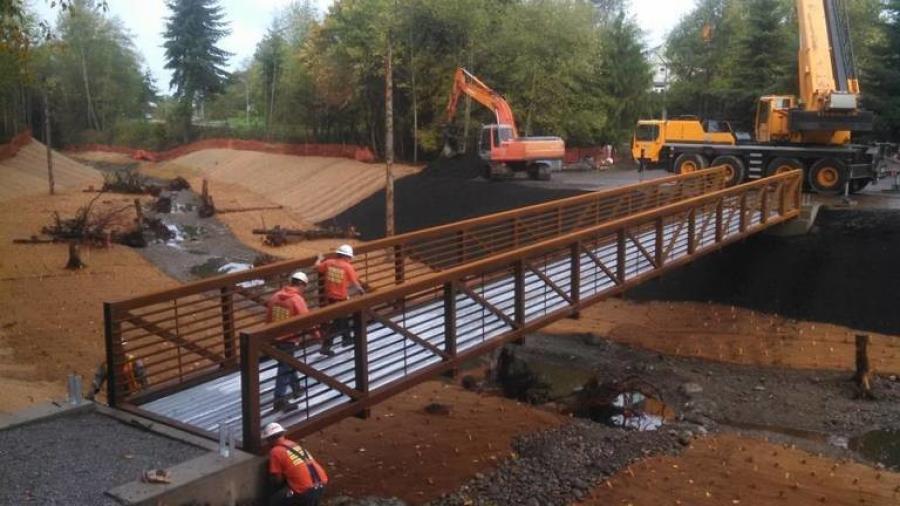 The scope of Granite’s work includes the replacement of two existing fish barriers with new fish passable structures. At the I-5 site, an existing 400-ft. box culvert will be replaced with twin 60-ft. long bridge structures and a large precast arch.