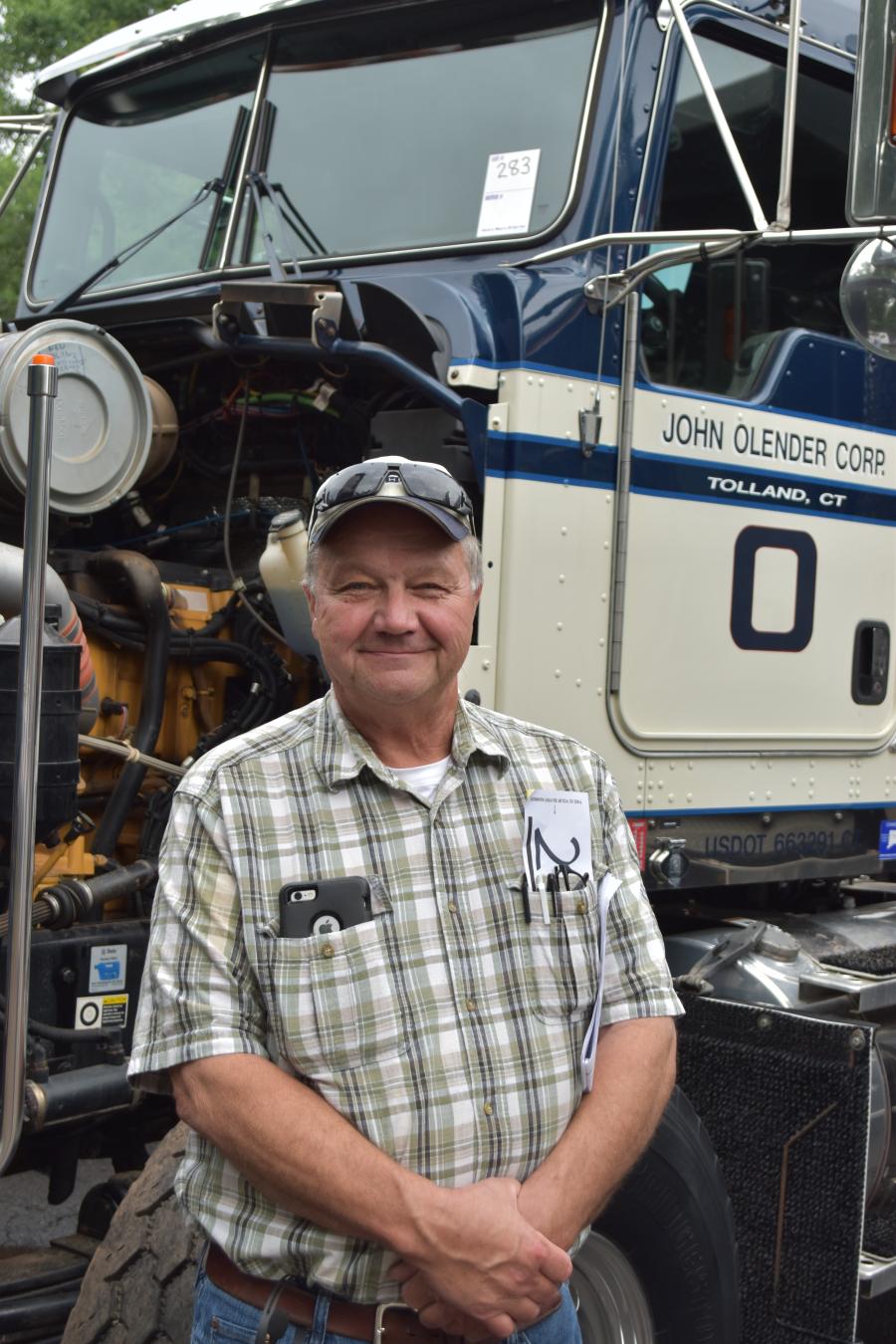 Nate Mix of Mix Brothers in Freeville, N.Y., was really hoping to bring home one of these prime Kenworth T800 dumps.