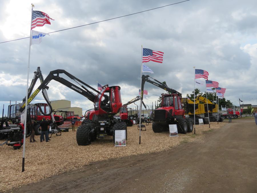 Roland Machinery Company displayed the Komatsu line of forestry equipment as well as some of its Komatsu Construction machinery.
