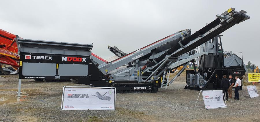 The M1700X has heavy duty bearing arrangement for long service life, higher levels of screening efficiency and throughput, increased serviceability and maintenance access as well as increased screen angle adjustment that is highly adaptable for feed material variation.