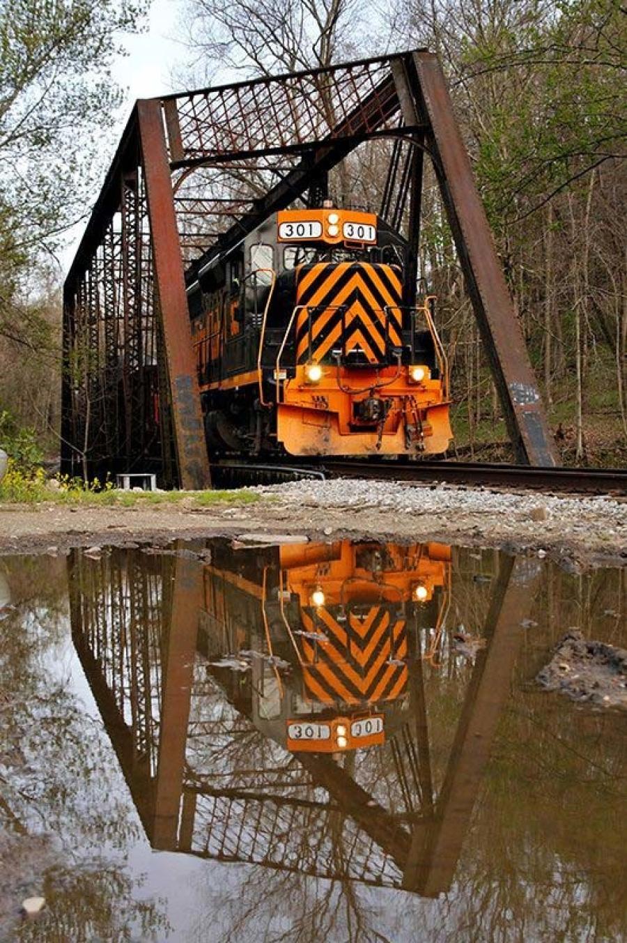 The ORDC approved a grant to WLE in the amount of $125,000 to improve the clearance of a railroad bridge over a state route in Tuscarawas County.