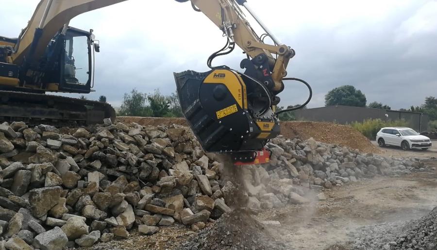 Installing one of MB’s jaw crusher bucket to the existing on the carrier machine on the job site enables machines to crush the reinforced material down to the desired output size.