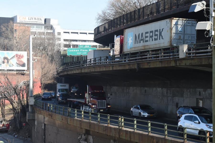 The Brooklyn-Queens Expressway triple-cantilever in Brooklyn Heights. (Todd Maisel photo)