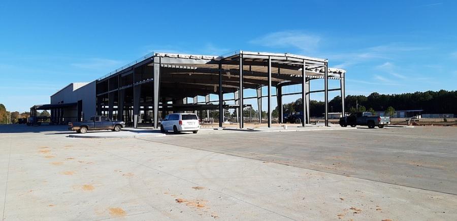 The new United Ag & Turf dealership is under construction on East Loop Drive. Some time next year, the present dealership on 9th Street will relocated to the new facility. (Junius Stone photo)