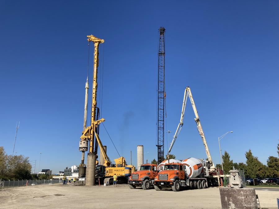 Secant piles are being drilled at Vine Street.
(Taylor LeTourneau photo)