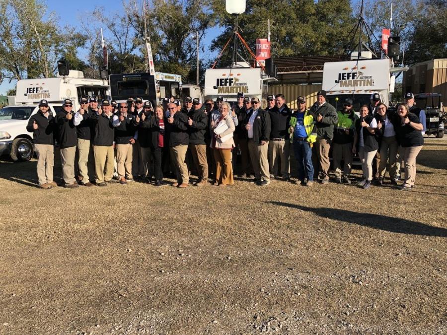 The Jeff Martin Auctioneers team is ready for  successful Florida auctions.