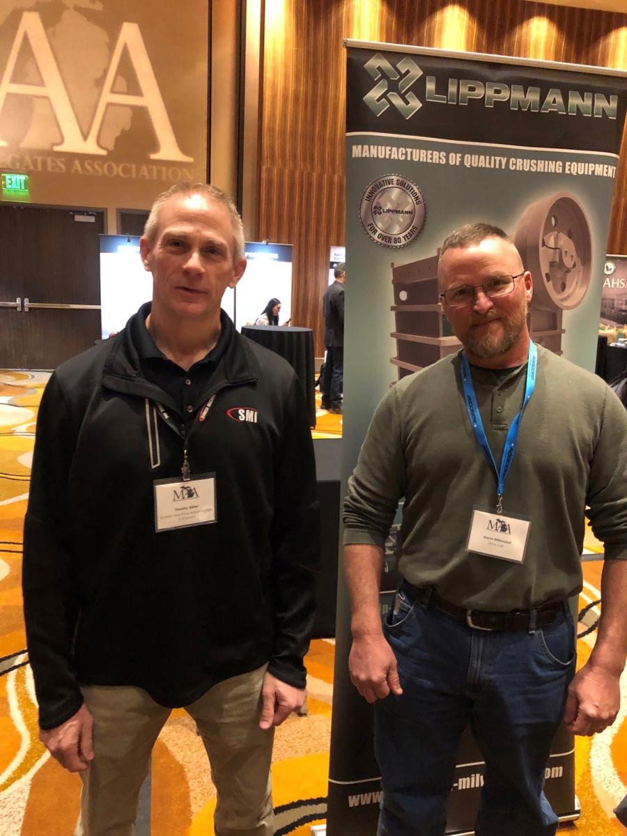 Screen Machine Industries factory representative Timm Miller (L) joined Ohio CAT’s Aaron Mittendorf to talk about the dealership’s line of aggregates equipment with attendees.
