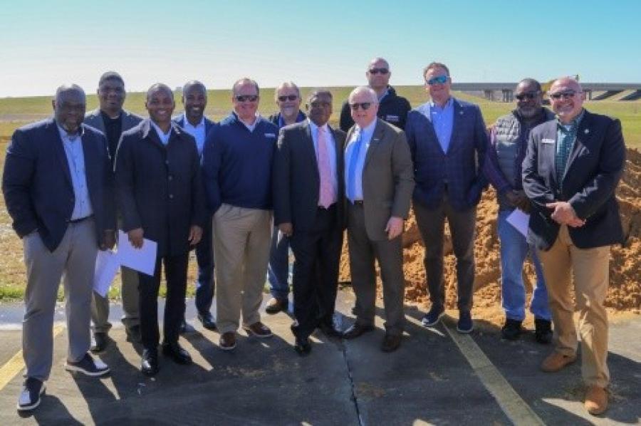 Central Transportation Commissioner Willie Simmons joined officials to break ground on a major transportation infrastructure construction project in Washington County.