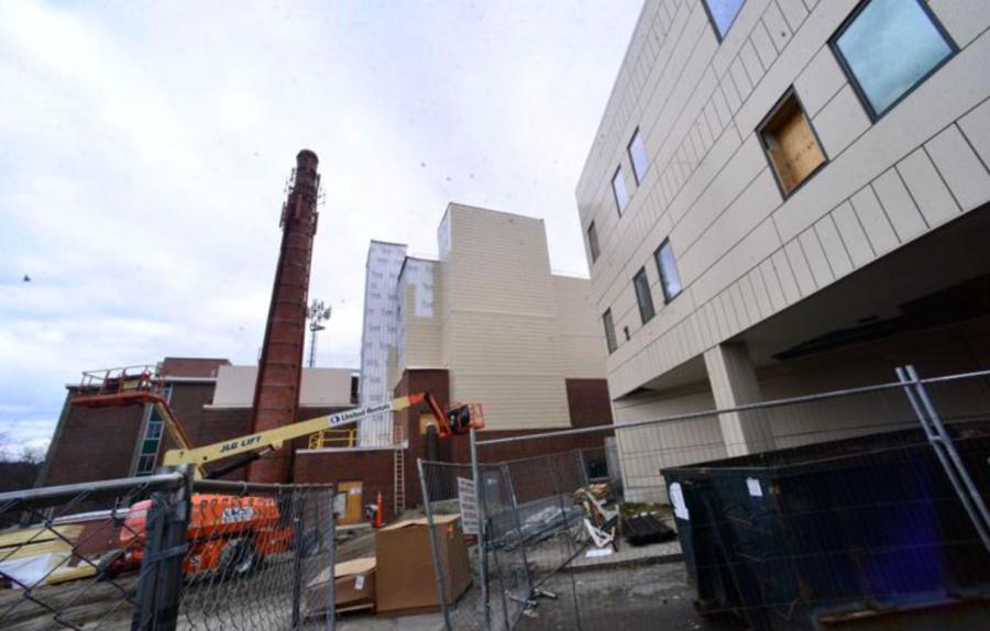 The new Ronald Read Pavilion building currently is under construction at Brattleboro Memorial Hospital. (Kristopher Radder/Brattleboro Reformer photo)