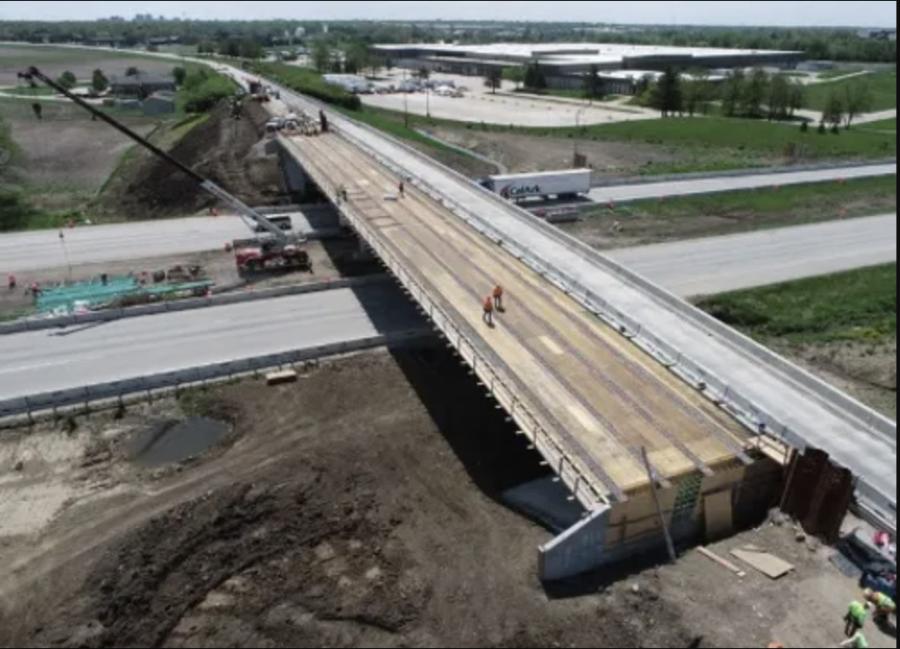 The Illinois Department of Transportation recently issued the fifth $250 million funding installment to counties, municipalities and townships statewide to address local transportation needs.
(Illinois DOT photo)