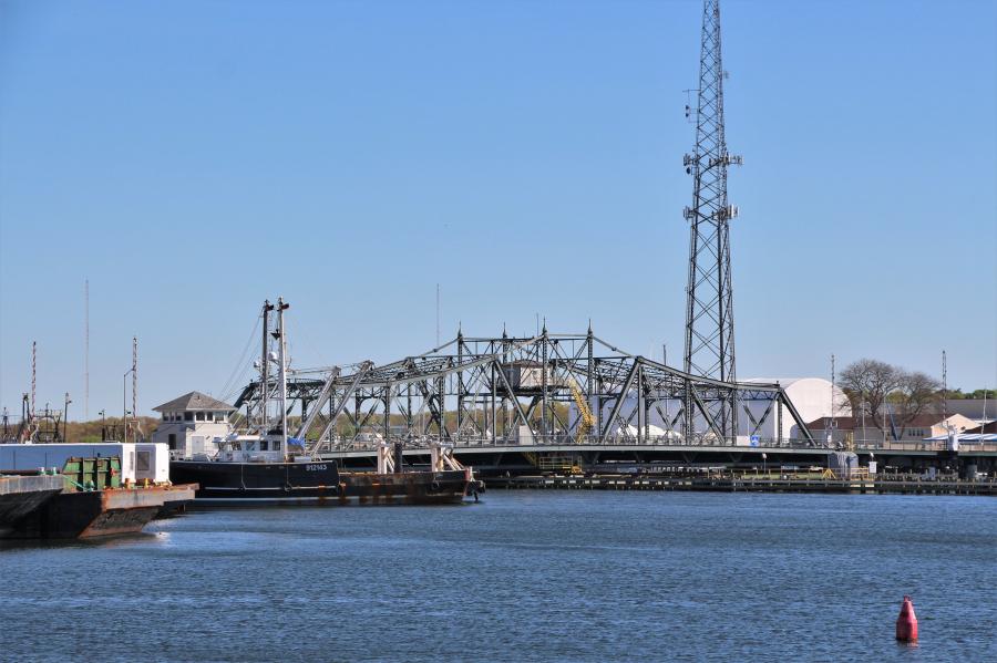 MassDOT is beginning the process to design and permit a replacement for the aged swing-truss bridge, which carries U.S. Highway 6 over the Acushnet River along the southeastern coast of the state.